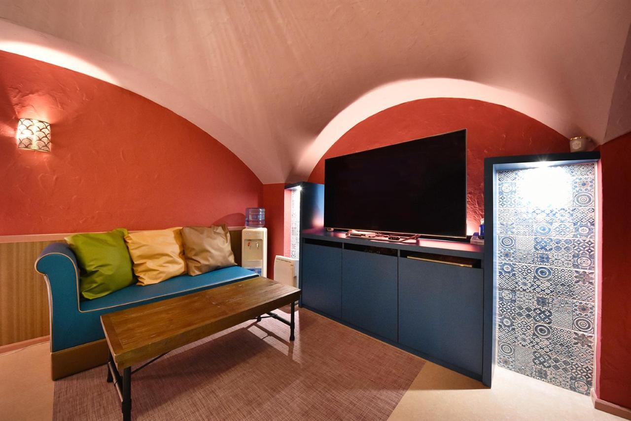 Hotel Lala Minato - Adult Only Наґоя Екстер'єр фото