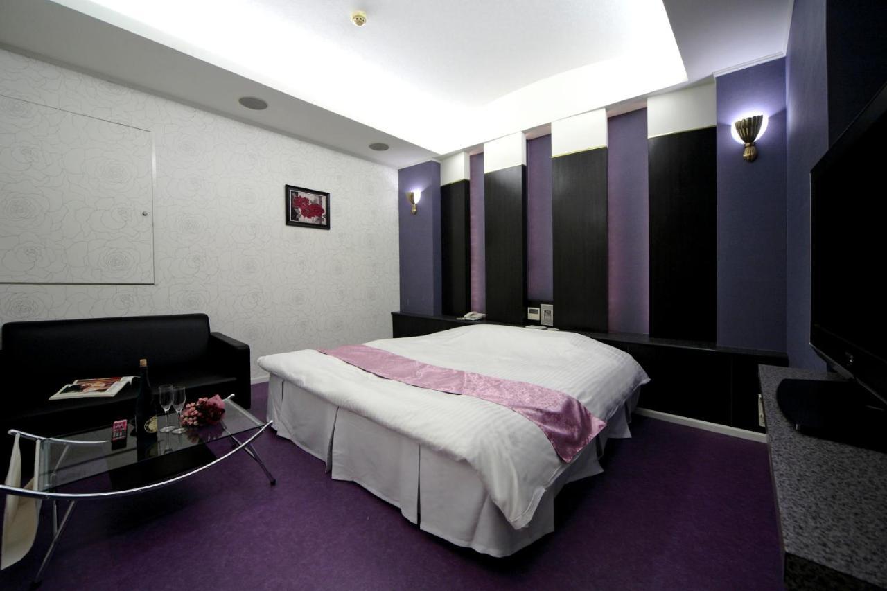 Hotel Lala Minato - Adult Only Наґоя Екстер'єр фото